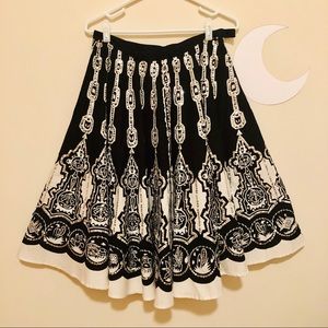 Carole Little BLACK/WHITE/silver sequin Skirt